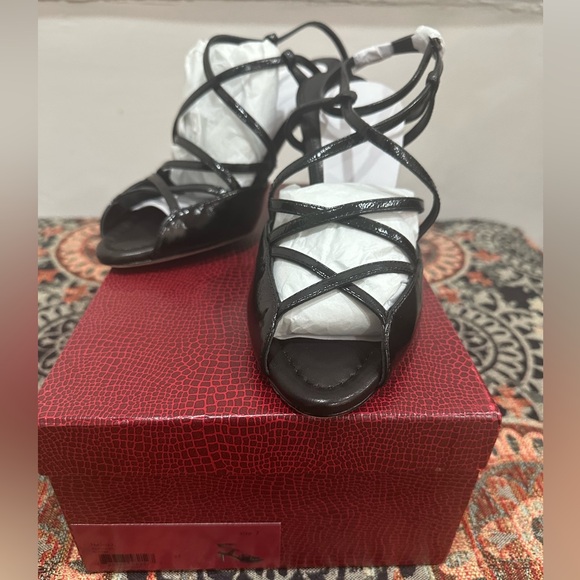 Tamara Mellon ALPHA 85 Black Patent Leather - Brand New w/ box - Never Worn